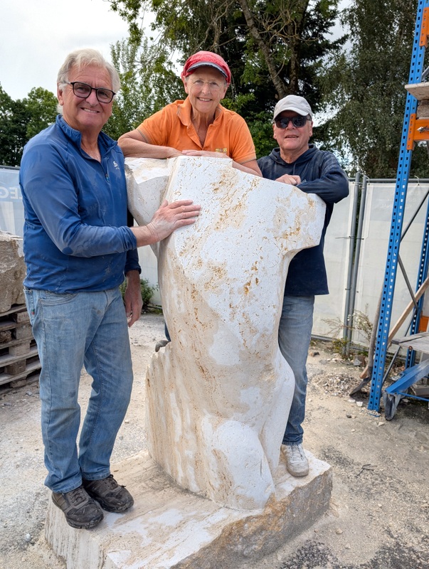 PXL 20250830 140512245